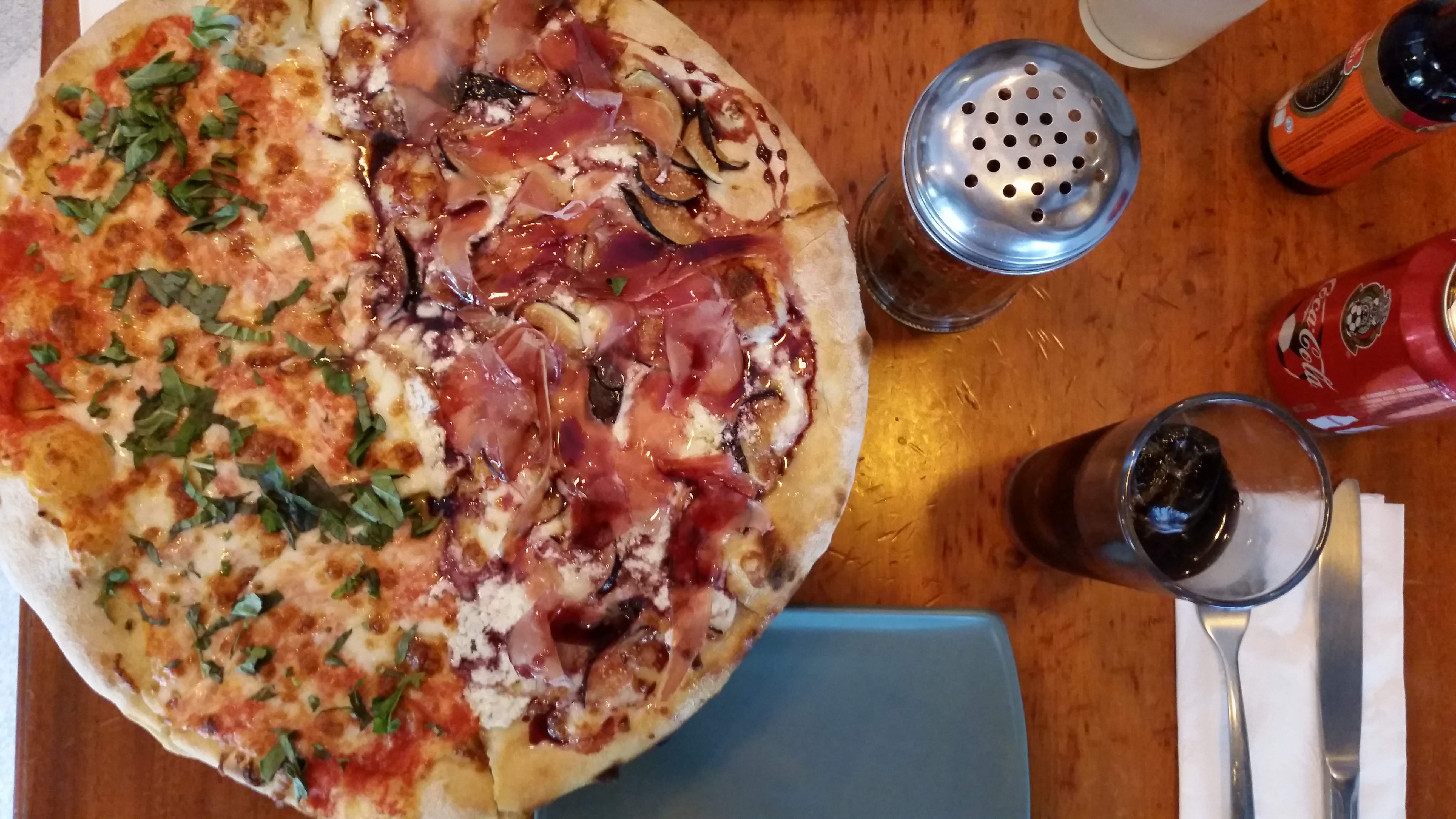 En busca de la mejor pizza de CDMX Capítulo 2: Ostería 8.